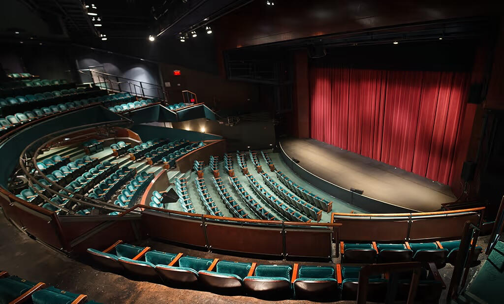 Hammer Theatre - Inside 2 Hammer Theatre - Inside 2